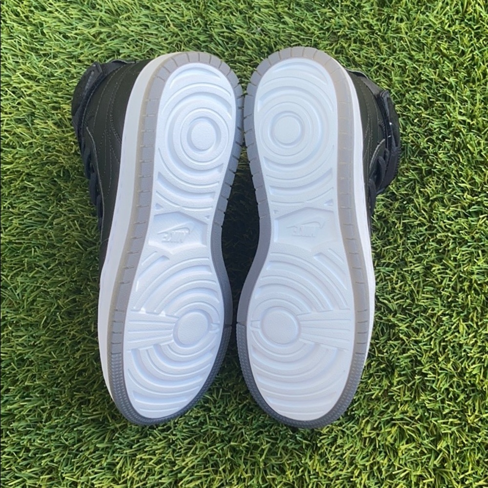Air Jordan 1 Nova XX - Picture 5 of 5
